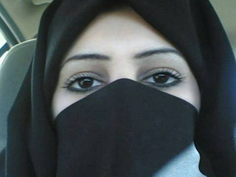 فتاة سعودية تبلغ من العمر 38 عاماً تعرض نفسها للزواج مقابل هذه الشروط